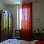 La Maison Sur La Colline 3*