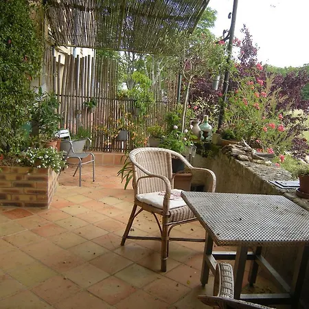 La Maison Sur La Colline ベッド・アンド・ブレックファスト Mauroux